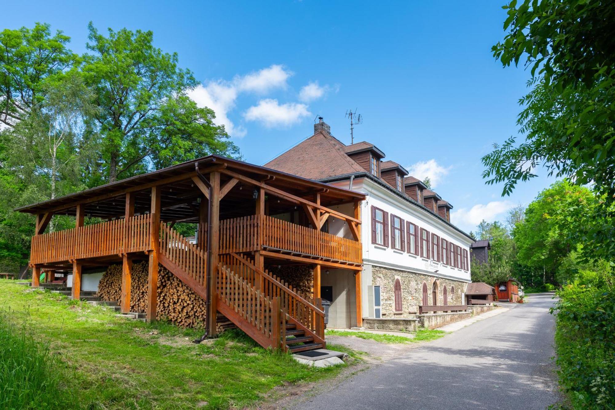 Penzion Stara Celnice Pec pod Sněžkou Exterior foto
